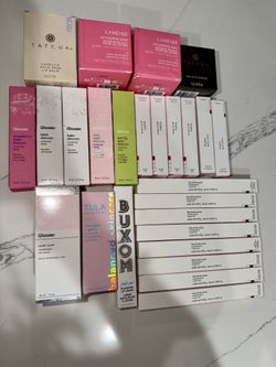✨ ULTIMATE LUXE BEAUTY BUNDLE ✨ 26 Pcs - Glossier, Tatcha, Laneige & More!