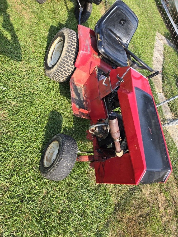 Wheel Horse