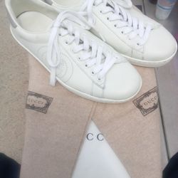 Gucci Shoes 
