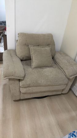 Nursery chair