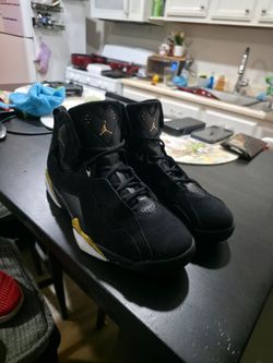 Jordan True Flight "Black Metallic Gold" - Size 12