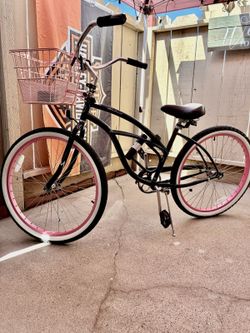 Women's beach cruiser