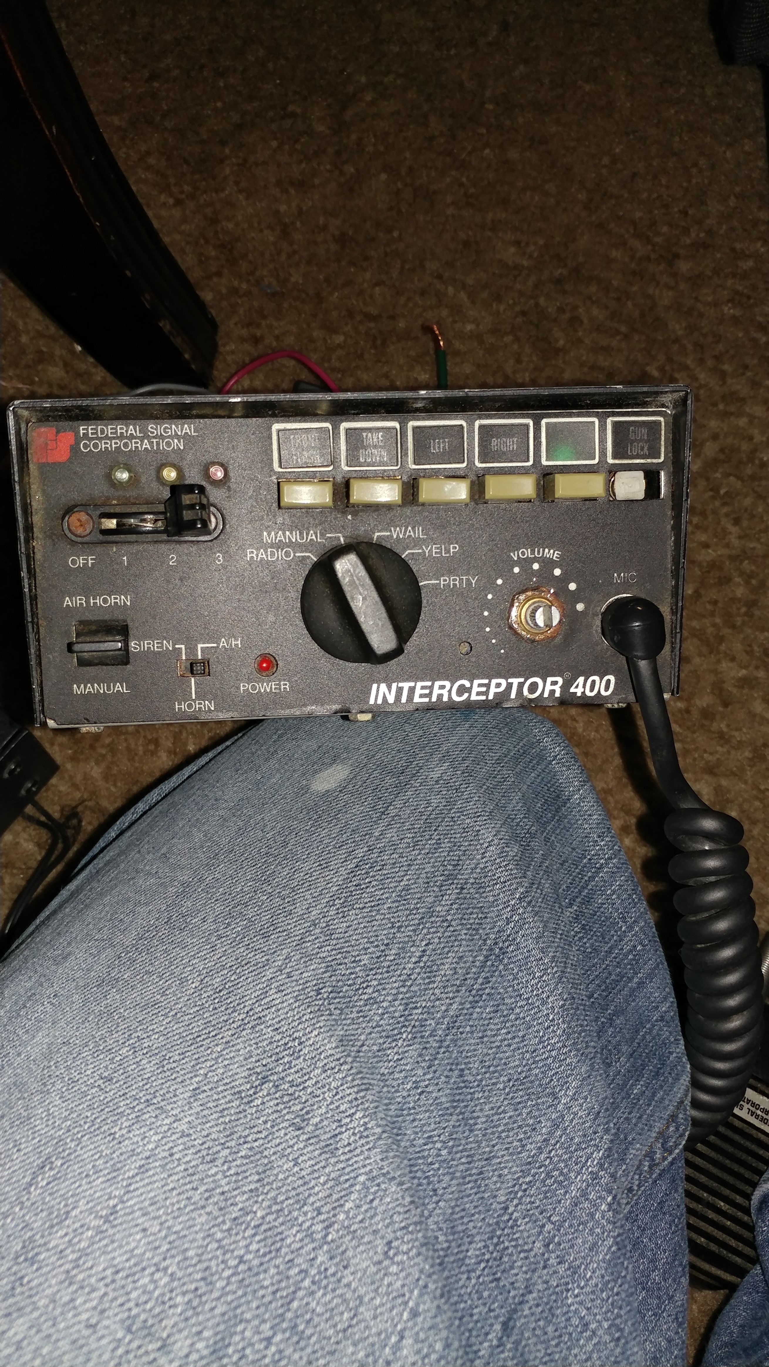 Federal signal interceptor 400 siren and light controller