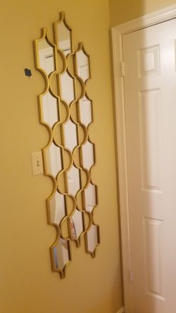 Decorative Gold Wall Mirrors/Gold Accent Mirrors
