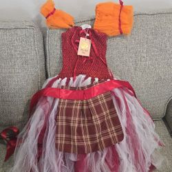 HALLOWEEN COSTUME- Mary Sanderson 