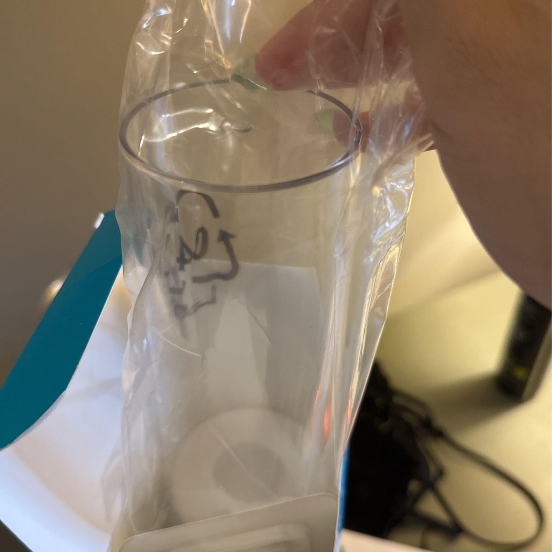 Rodan And Fields Amp MD roller And Intensive Renewing Serum