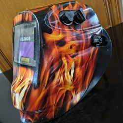  Radnor 40Vi Blaze auto-darkening welding helmet