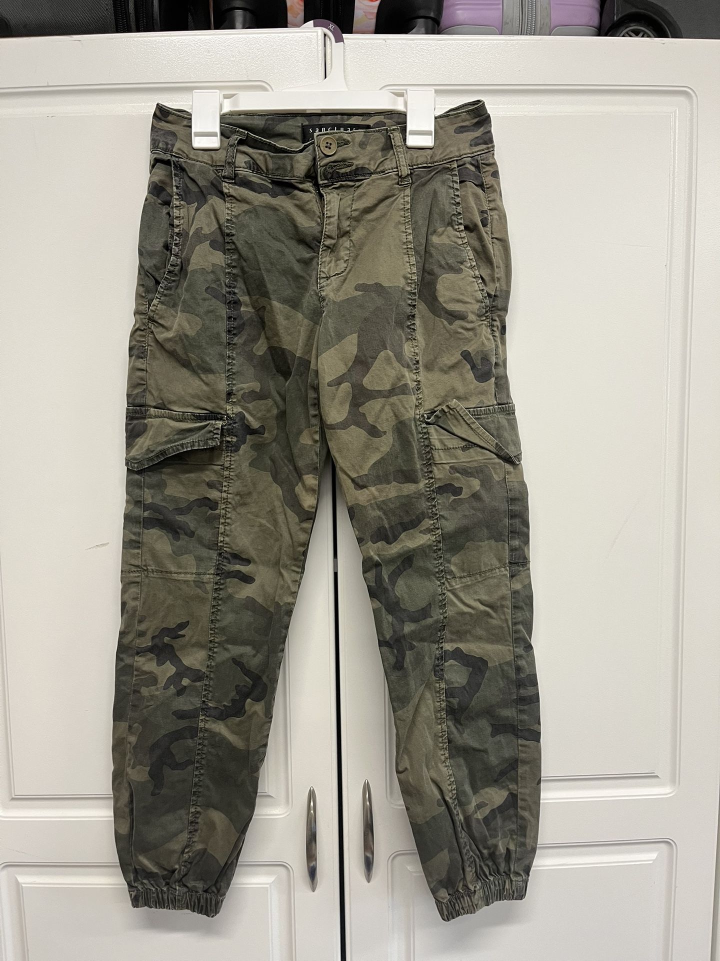 Women’s Cargo camo Pants