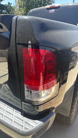 2008 Silverado taillight assembly
