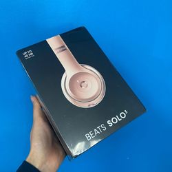 Beats Solo 3 Wireless Headphones - PAYMENTS AVAILABLE With $1 DOWN - NO CREDIT NEEDED