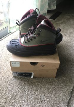 Nike boots