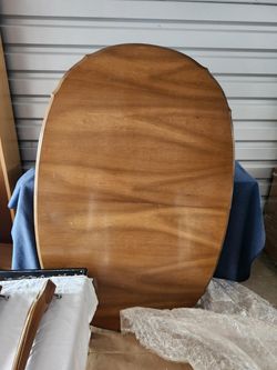 Dining Table and 6 Chairs