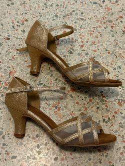 Akanu Women’s Gold Glitter Strappy Latin Ballroom Salsa Dance Shoes/ Size 7.5