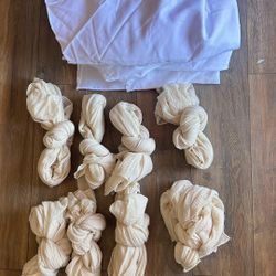 Table Cloths And Runners
