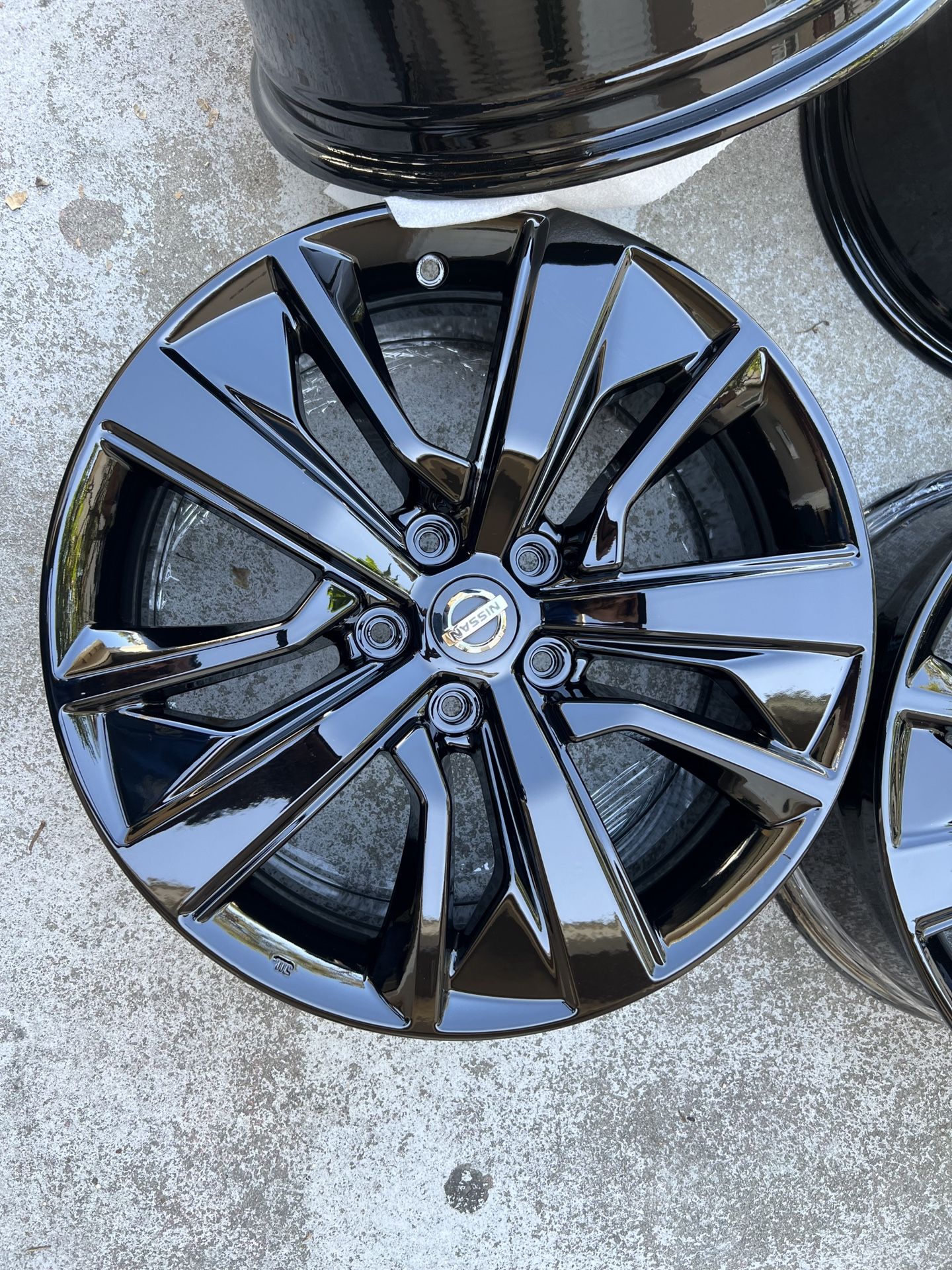 New Set of 4 17 Nissan Altima Rims 18” OEM Factory Wheels Rines New Gloss Black Powder Coated ( Exchange Available )( Cambio Disponible ) Fits Altima Sentra Maxima 