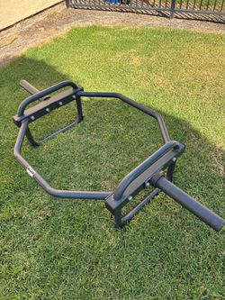 CAP TRAP DEADLIFTS WEIGHTS BAR