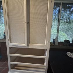 White armoire 