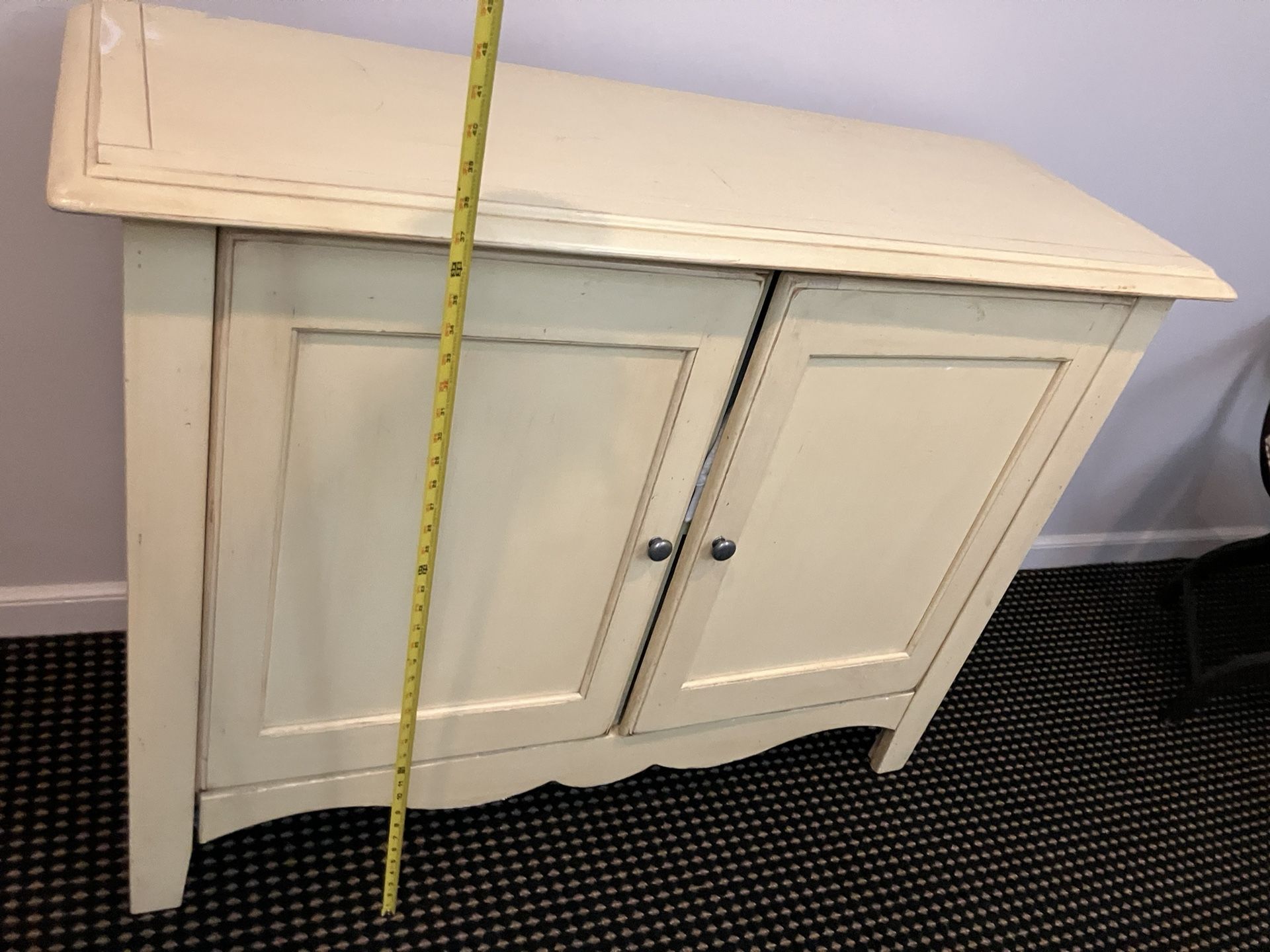 Great Small Armoire: Very Sturdy Just Needs Painted! Perfect For For Clothing, Linens , Pantry Items Or Office Supplies.