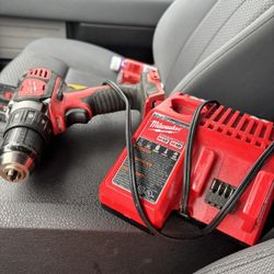 Milwaukee Drill, Charger, 4 Batteries 