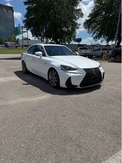 2018 Lexus IS