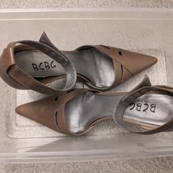 Snap-on Ankle Strap Pumps