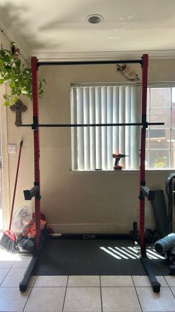 Squat rack/gym