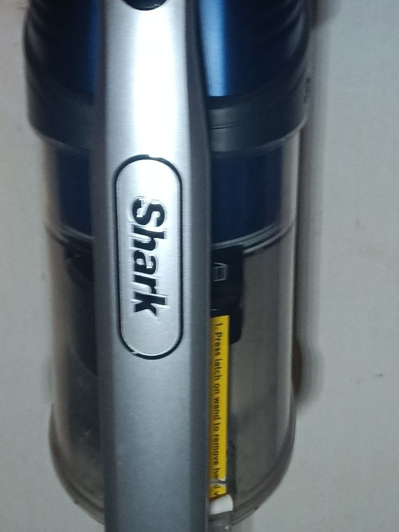 Shark Cordless Vacuum Cleaner