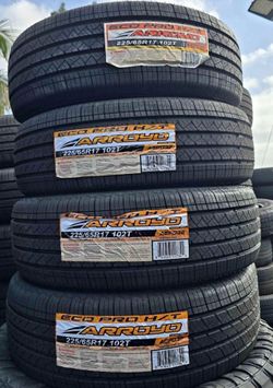 🚘🚨Vendo set de llantas 225 65 17 arroyo tires