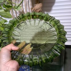 Large Vintage Green Fosteria Glass Ashtray 
