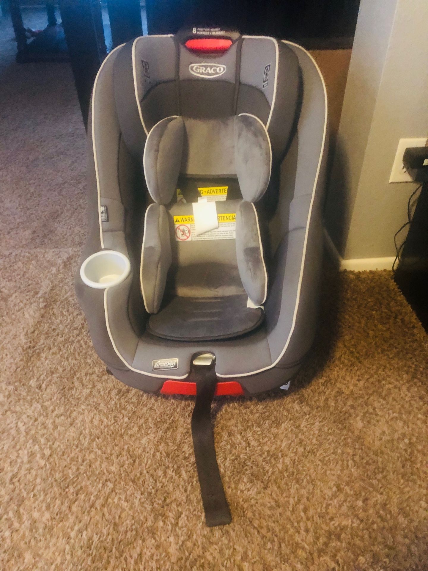 GRACO CONVERTIBLE CARSEAT