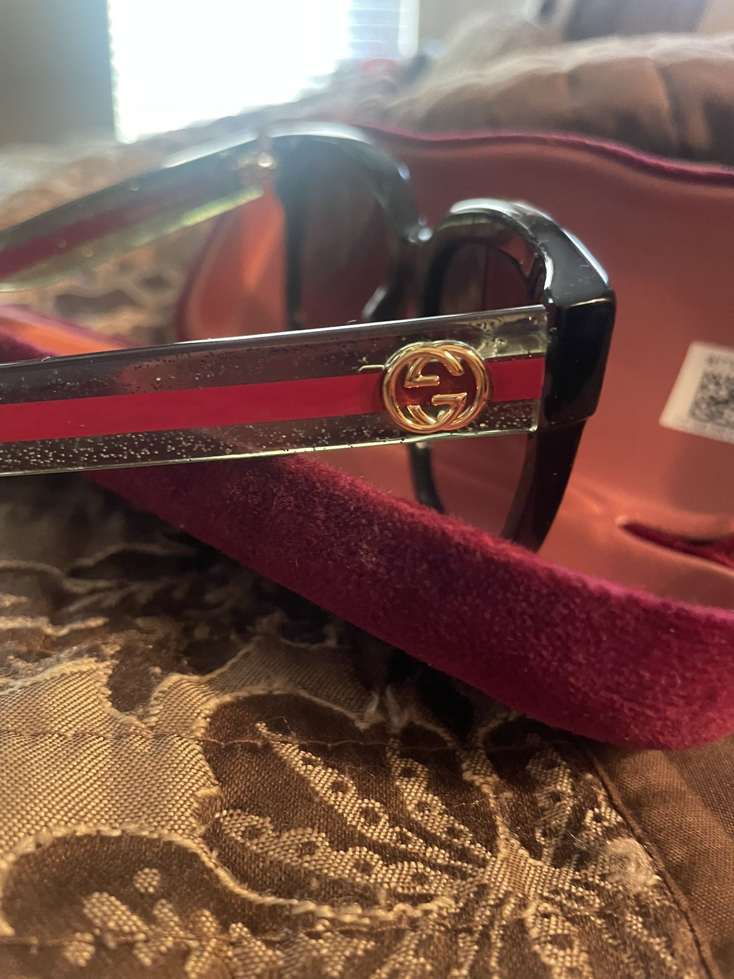 Authentic Gucci Women Shades Brand New