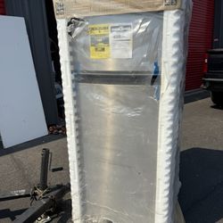 Whirlpool Top Freezer Refrigerator 