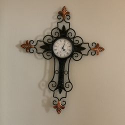 Elegant 31”x 24” Antique BlackMetal Cross with Clock (the Clock Needs Repair)