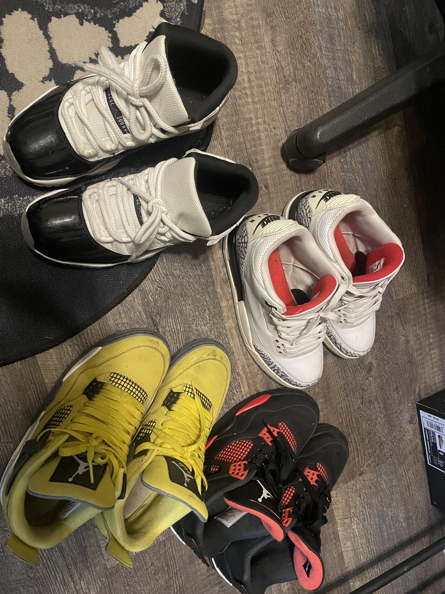 (SIZE 7) 4 shoes for sell bundle NO TRADES