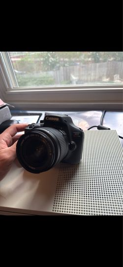 Canon EOS Rebel T100