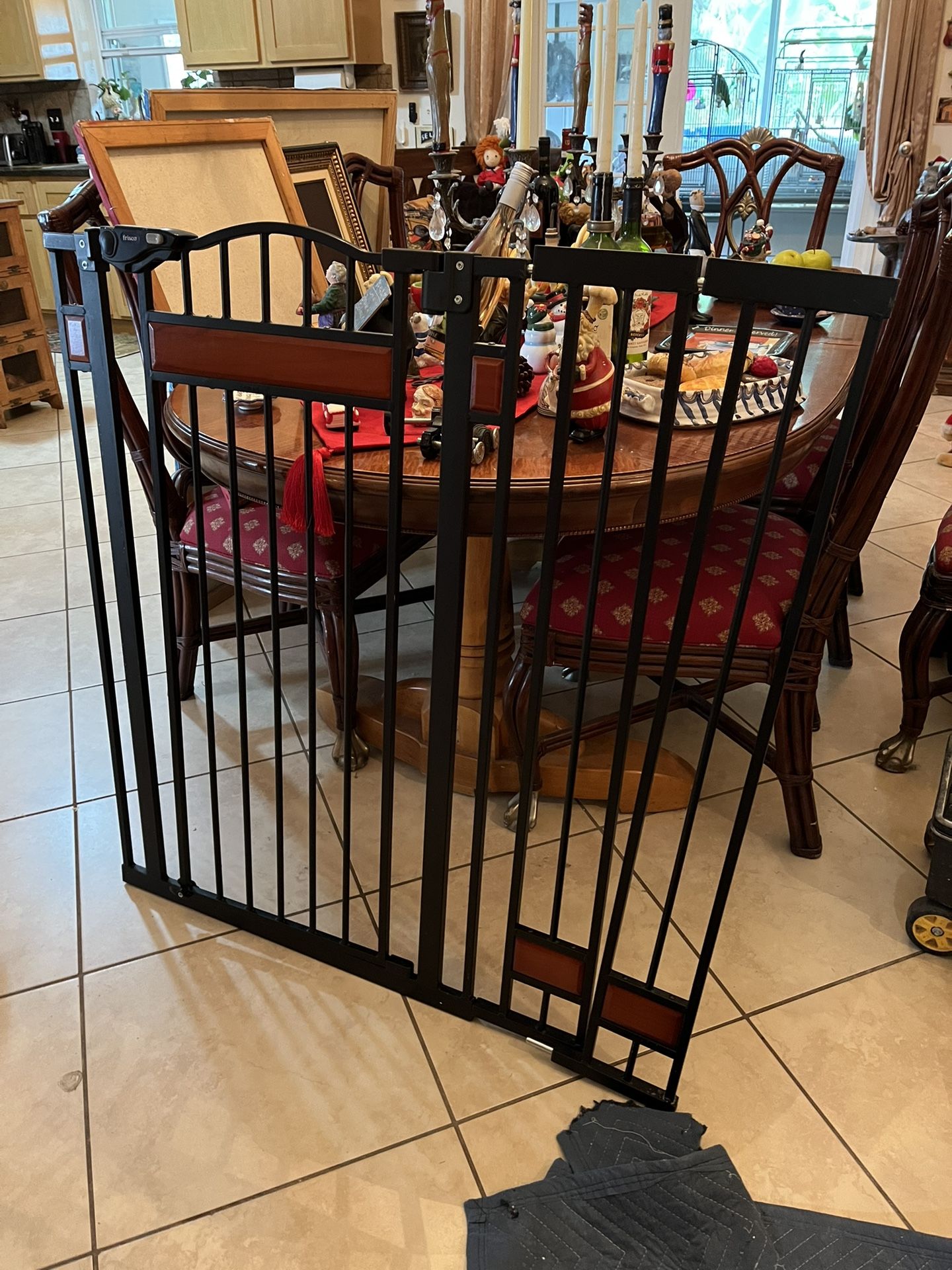 Metal Doggie Door Divider