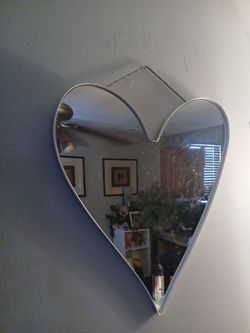 Wall haging heart mirror $5