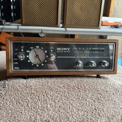 Vintage Sony 8RC-54 Clock Radio
