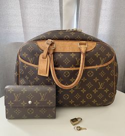 Louis Vuitton Mizi Monogram Bag for Sale in Anaheim, CA - OfferUp
