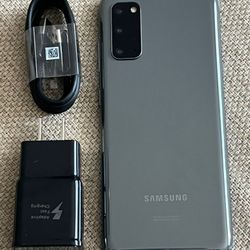 Samsung Galaxy S20 , 128GB  , Factory Unlocked , Excellent Condition Like New
