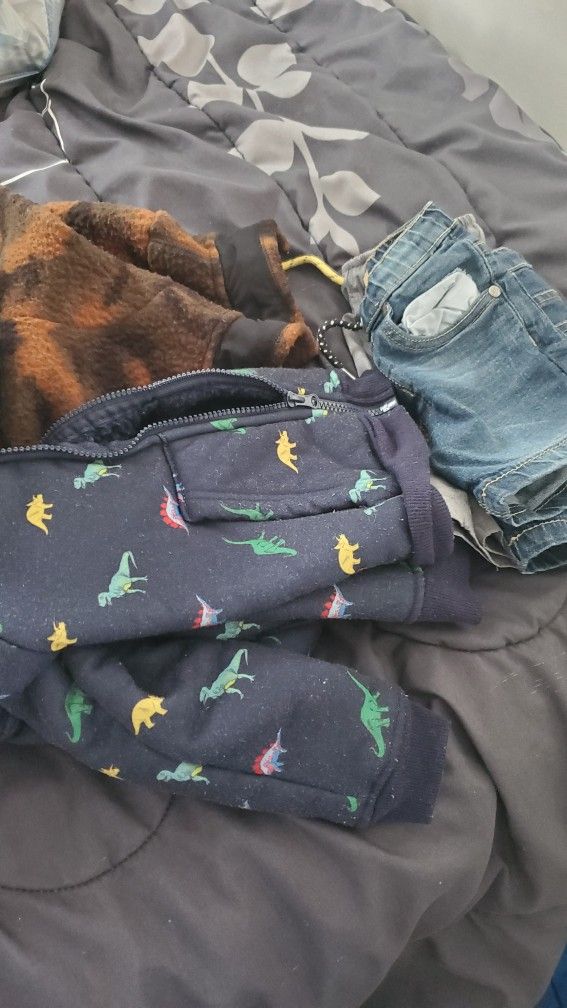 Clothes For 4&5 Year Old Boy