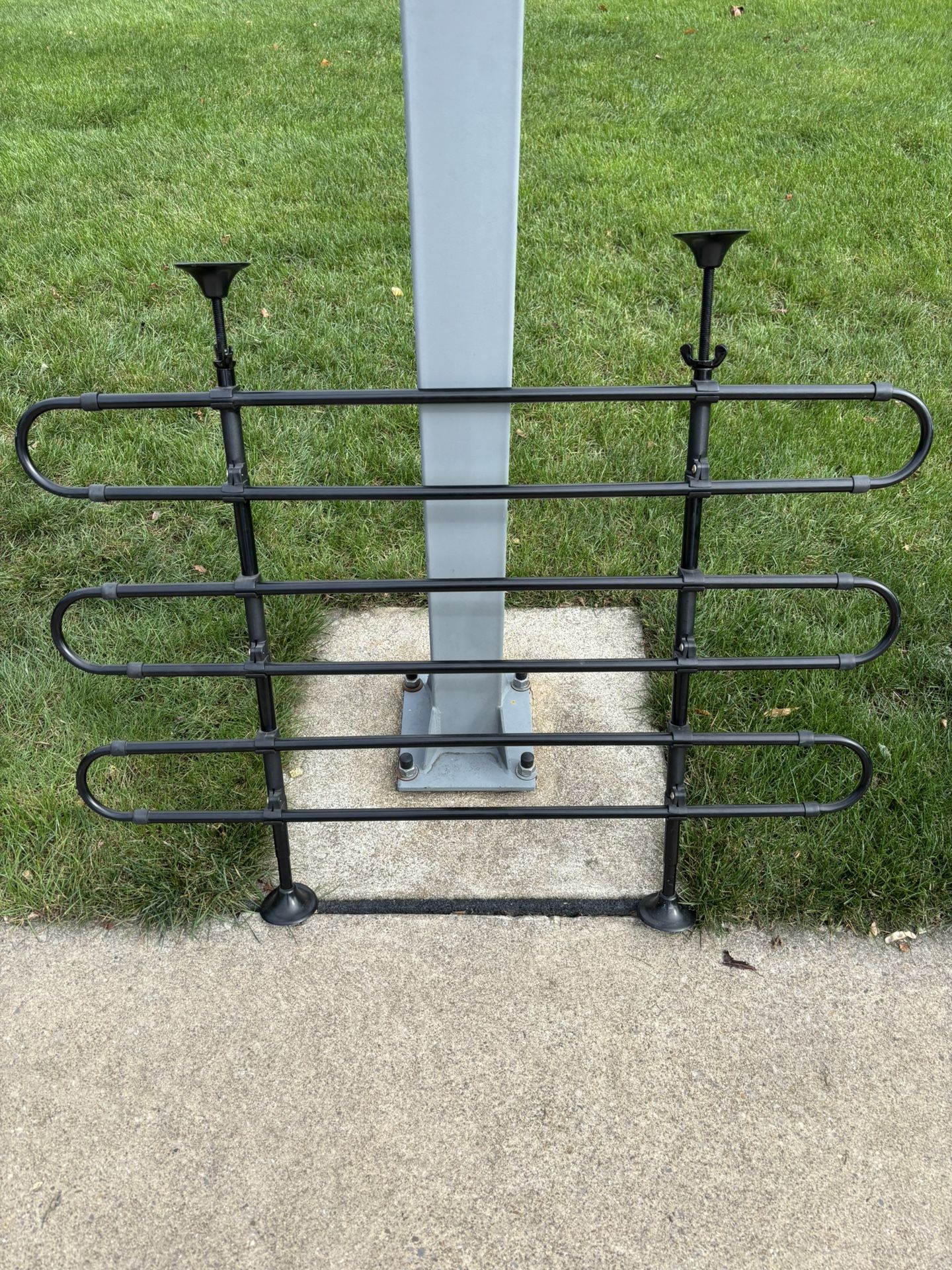 Adjustable Metal Dog Car and SUV Barrier Gate