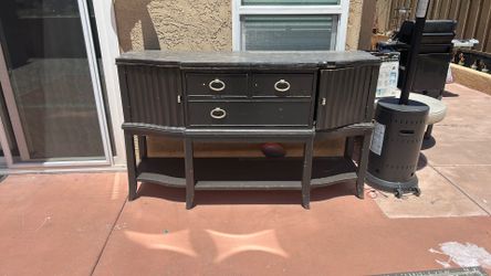 Entertainment stand
