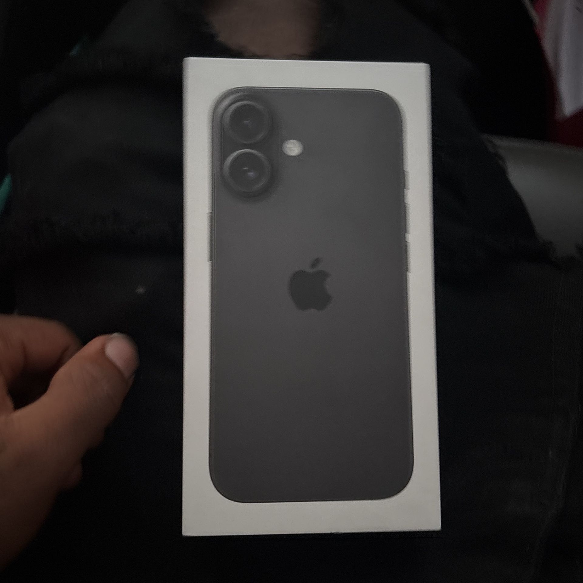 iPhone 16