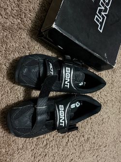 Women’s  bicycle show, size 39