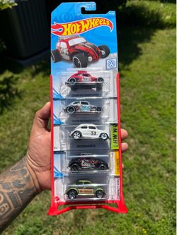 5 Volkswagen beetles hot wheel