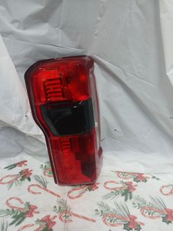 2023-26 Ford f-250 super duty Left Tail Light