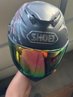 Motorcycle helmet