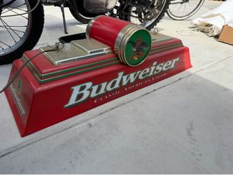 Vintage Budweiser Pool Light