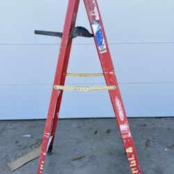 Werner Red 6ft Ladder – Heavy Duty – Great Condition!